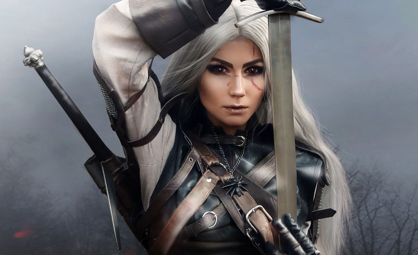 Wiedźmin 3 – Geralt w żeńskim wydaniu? Niezły cosplay