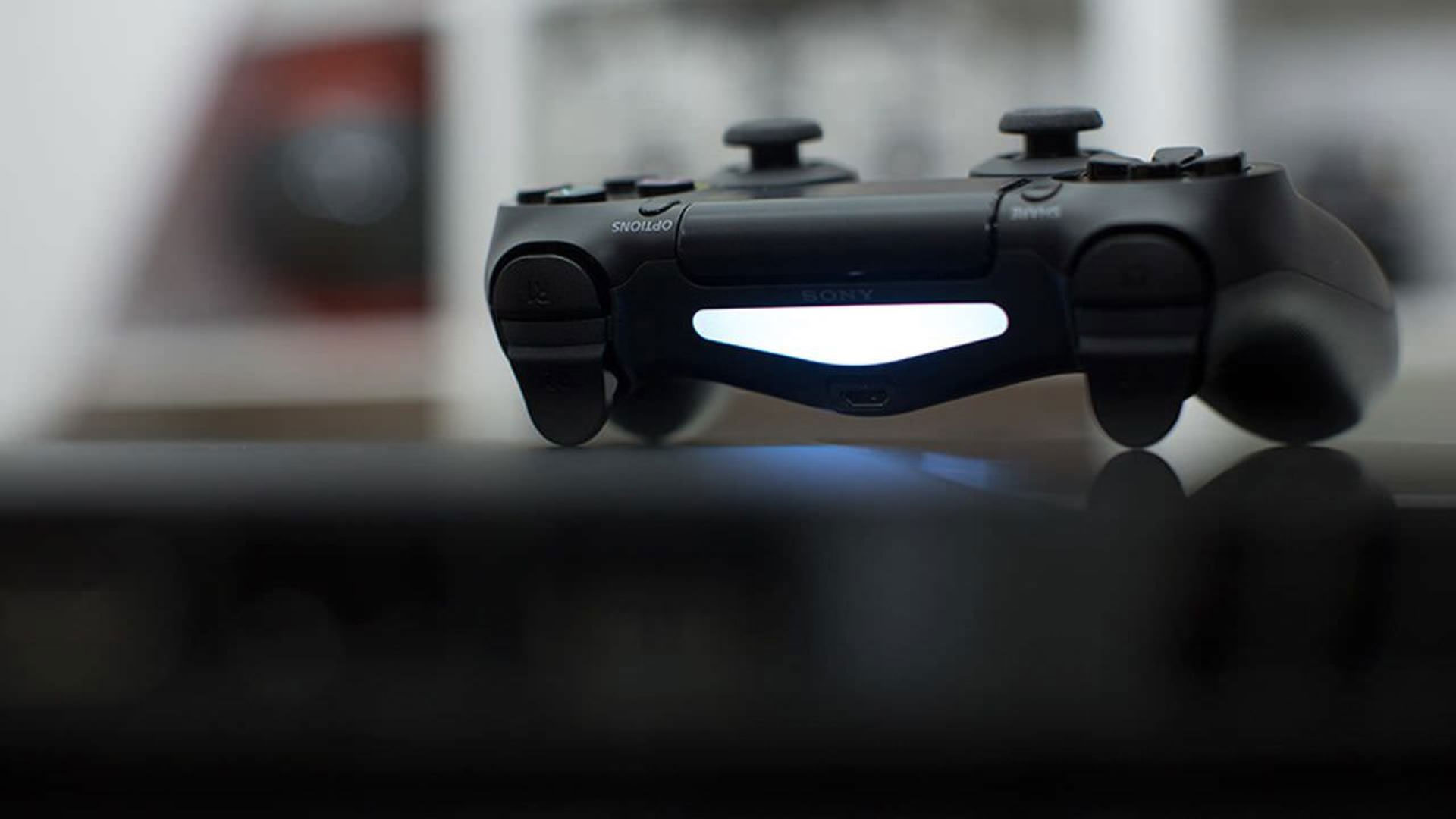 Sprzedaż PS4 oraz gier na konsole PlayStation. Są najnowsze dane