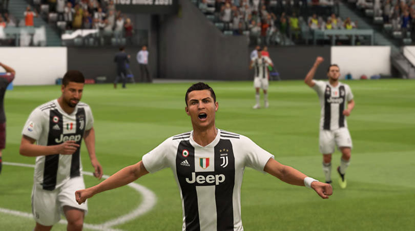 FIFA 19 + DualShock 4 w rewelacyjnej cenie z darmową wysyłką!