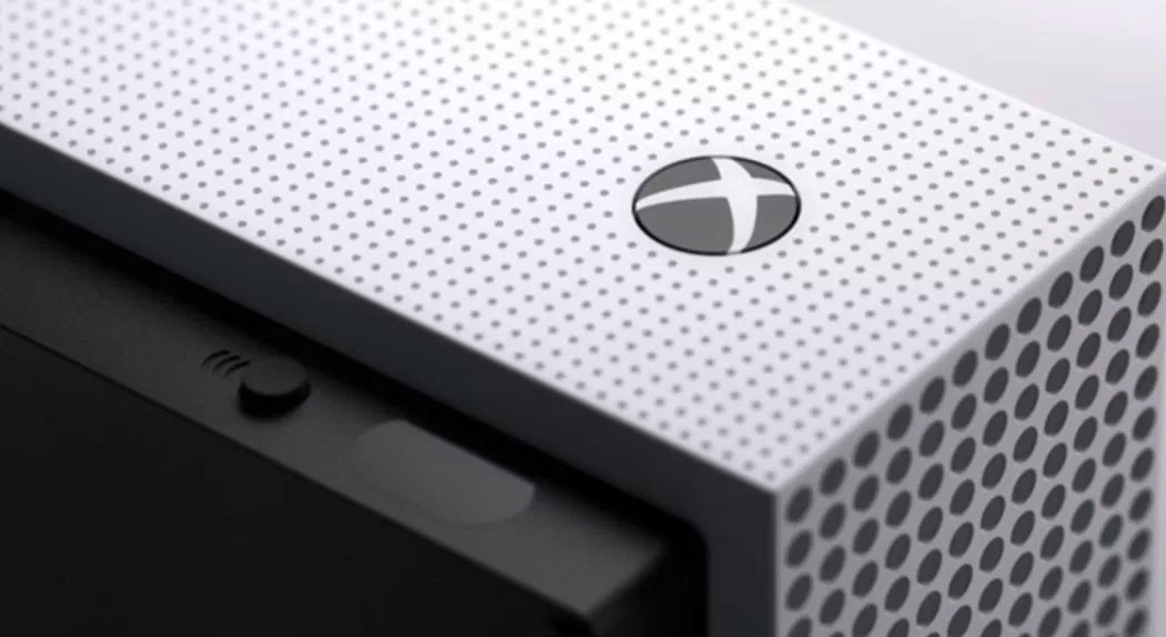 Xbox One Maverick – prezentacja jutro, jest cena i zdjęcia, 3 gry w zestawie. Nieoficjalne informacje