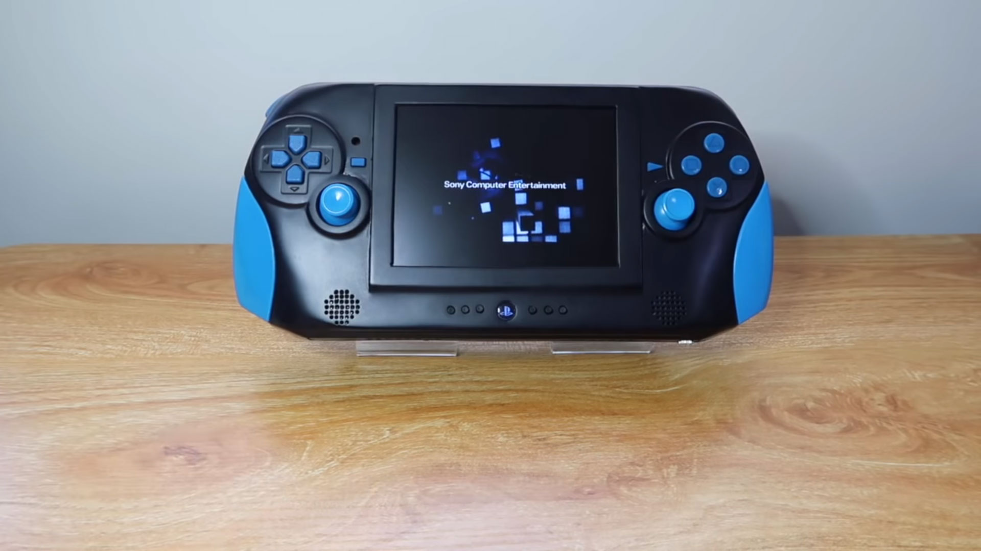 PlayStation 2 Portable – fan stworzył świetnego handhelda