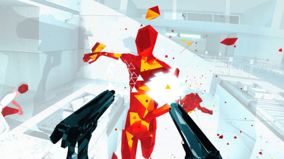 SUPERHOT VR - gracz strzela z dwóch pistoletów do wroga