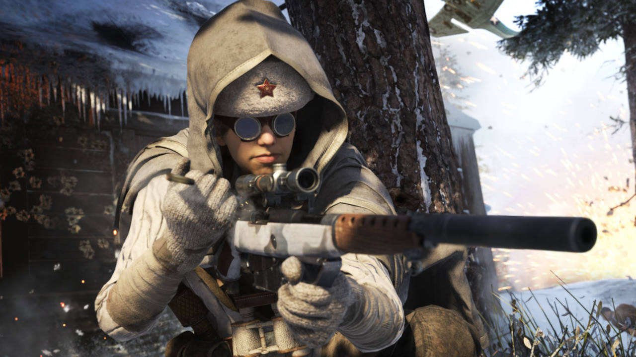 Call of Duty Vanguard - żołnierz z karabinem w śniegu