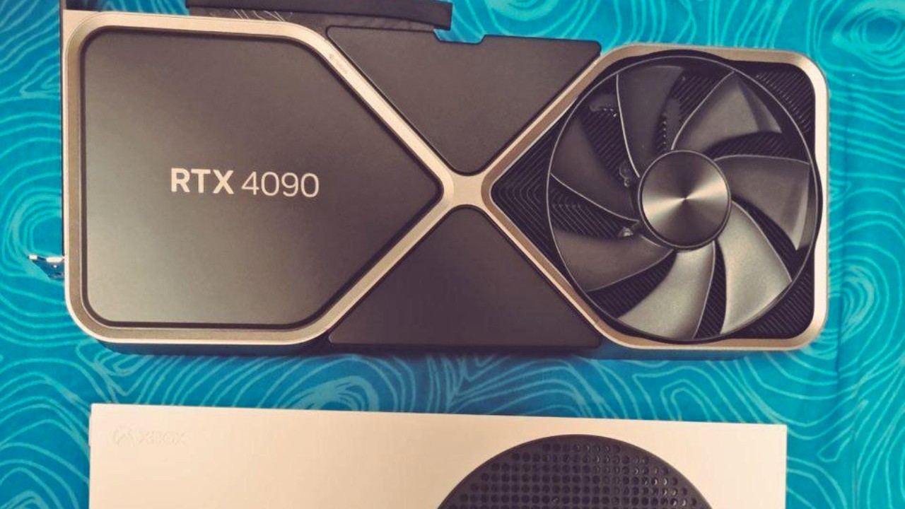 NVIDIA GeForce RTX 4090 większy od Xboksa, Switcha i Steam Decka