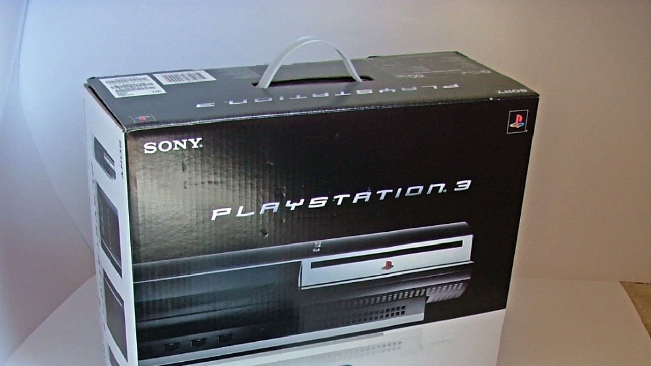 PlayStation prosi o wyrzucanie kartonów po konsolach. Gracze odmawiają
